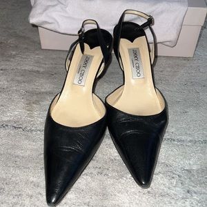 Vintage Jimmy Choo black kitten heal shoes size 9 (40) classic timeless shoe!